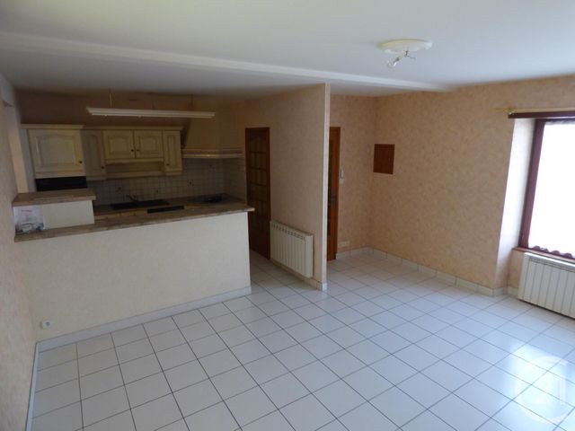 Maison à louer - 3 pièces - 80 m2 - Argentre Du Plessis - 35 - BRETAGNE