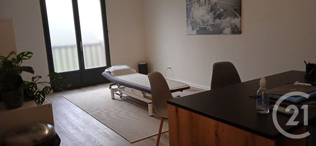 Appartement Local à louer - 3 pièces - 63 m2 - Argentre Du Plessis - 35 - BRETAGNE