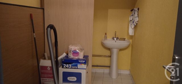 Appartement Local à louer - 3 pièces - 63 m2 - Argentre Du Plessis - 35 - BRETAGNE