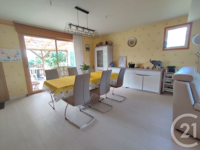 Maison à vendre - 5 pièces - 113 m2 - Etrelles - 35 - BRETAGNE