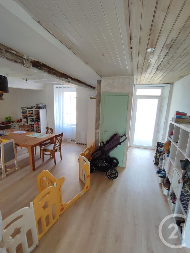 Maison &agrave; vendre - 5 pi&egrave;ces - 132,27 m2 - St Cyr Le Gravelais - 53 - PAYS-DE-LOIRE