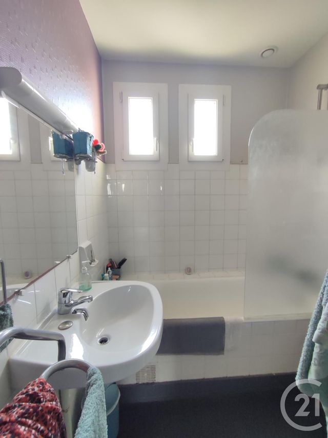 Maison à louer - 3 pièces - 60,16 m2 - Argentre Du Plessis - 35 - BRETAGNE