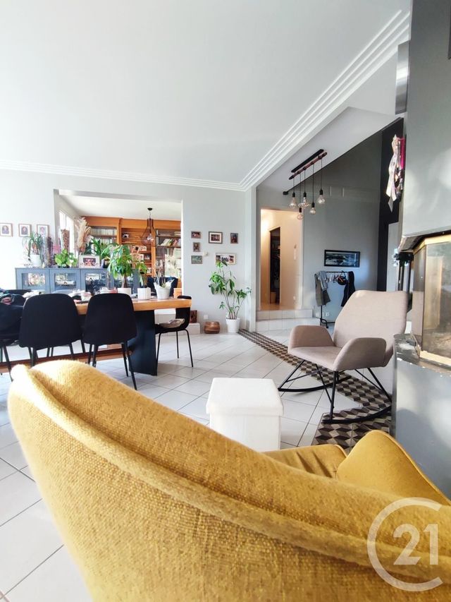 Maison &agrave; vendre - 12 pi&egrave;ces - 251 m2 - Argentre Du Plessis - 35 - BRETAGNE