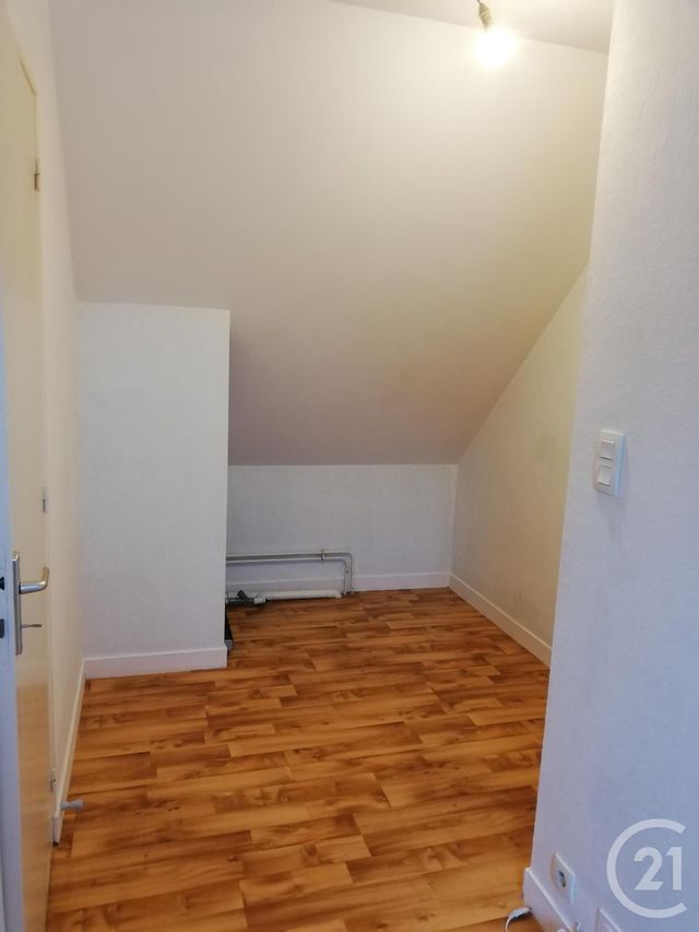Appartement &agrave; louer - 2 pi&egrave;ces - 30 m2 - Etrelles - 35 - BRETAGNE