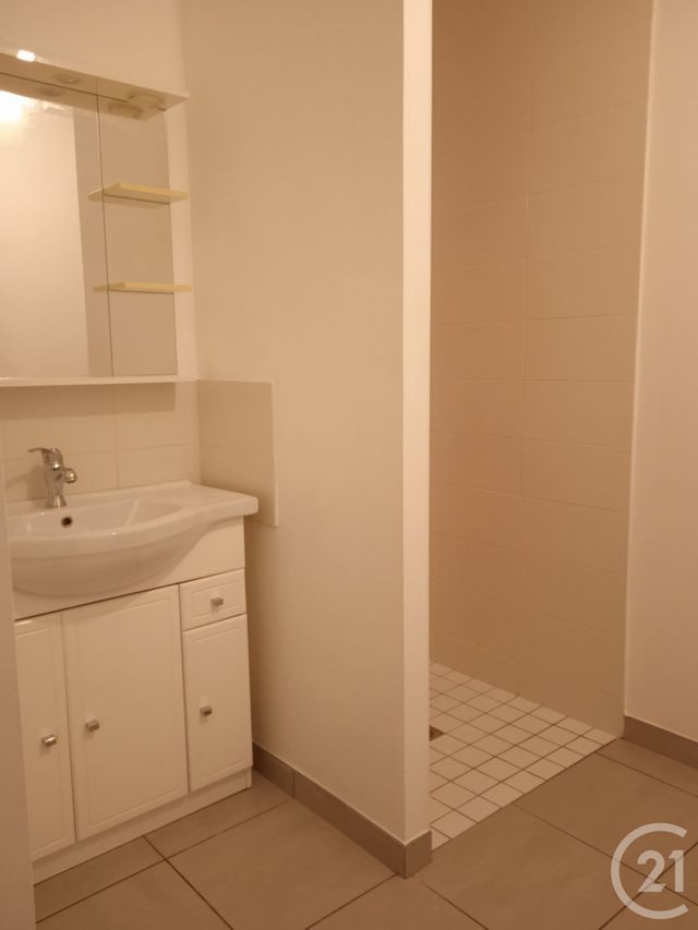 Maison &agrave; louer - 3 pi&egrave;ces - 73,86 m2 - Domalain - 35 - BRETAGNE