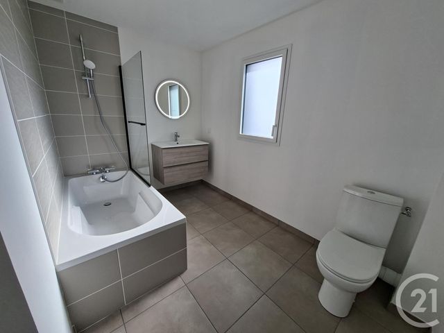 Maison &agrave; louer - 4 pi&egrave;ces - 84,60 m2 - Vitre - 35 - BRETAGNE