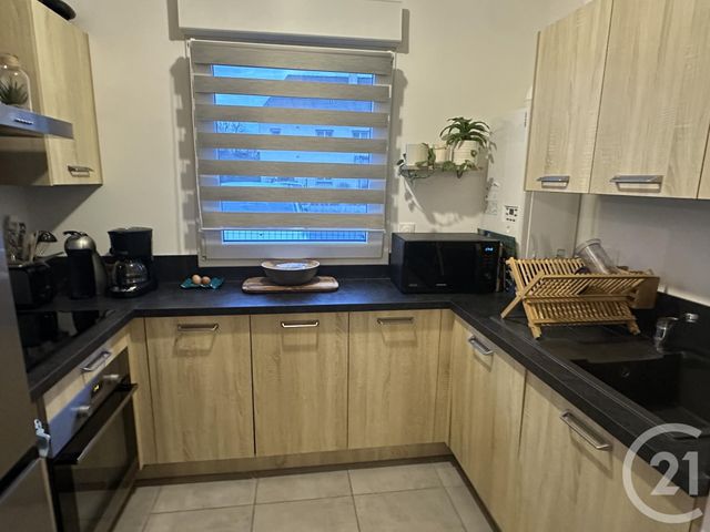 Appartement T3 &agrave; louer - 3 pi&egrave;ces - 61,70 m2 - Noyal Sur Vilaine - 35 - BRETAGNE