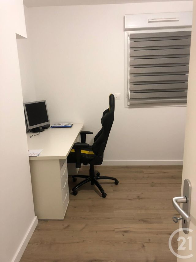 Appartement T3 &agrave; louer - 3 pi&egrave;ces - 61,70 m2 - Noyal Sur Vilaine - 35 - BRETAGNE