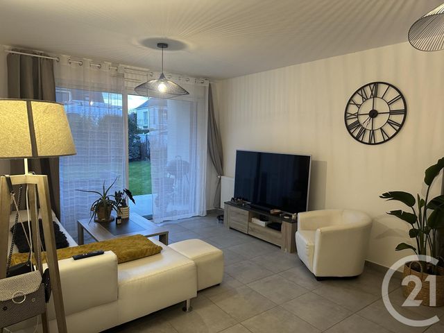 Appartement T3 &agrave; louer - 3 pi&egrave;ces - 61,70 m2 - Noyal Sur Vilaine - 35 - BRETAGNE