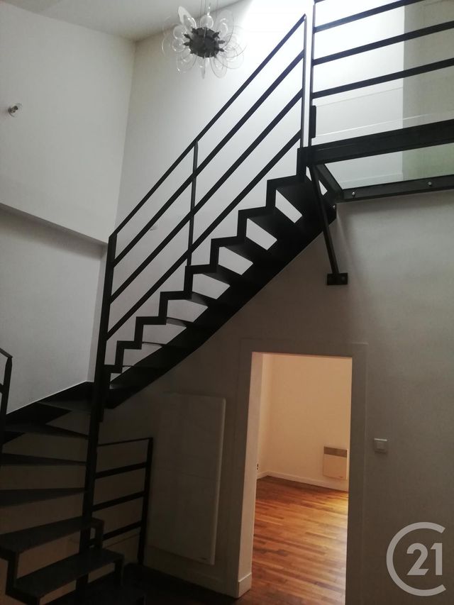 Appartement &agrave; louer - 3 pi&egrave;ces - 71 m2 - Argentre Du Plessis - 35 - BRETAGNE
