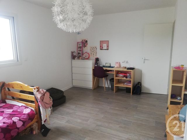 Maison &agrave; louer - 5 pi&egrave;ces - 122,53 m2 - Argentre Du Plessis - 35 - BRETAGNE