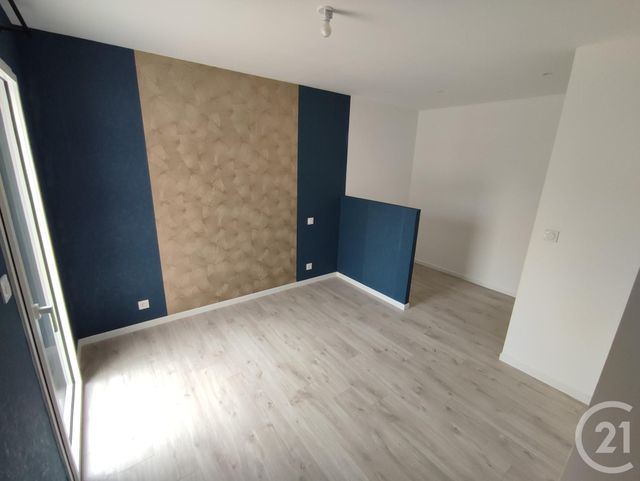 Maison &agrave; louer - 4 pi&egrave;ces - 102,02 m2 - Etrelles - 35 - BRETAGNE