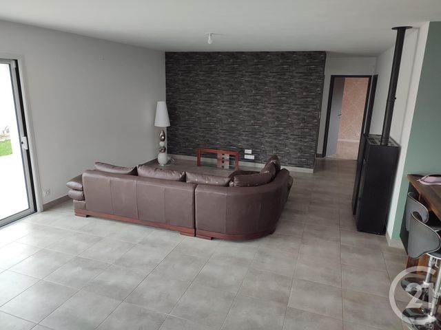 Maison &agrave; louer - 4 pi&egrave;ces - 102,02 m2 - Etrelles - 35 - BRETAGNE