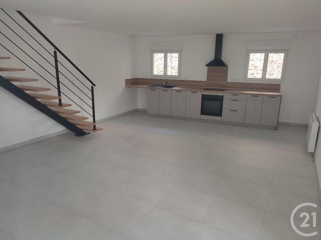 Maison &agrave; louer - 3 pi&egrave;ces - 70 m2 - Argentre Du Plessis - 35 - BRETAGNE