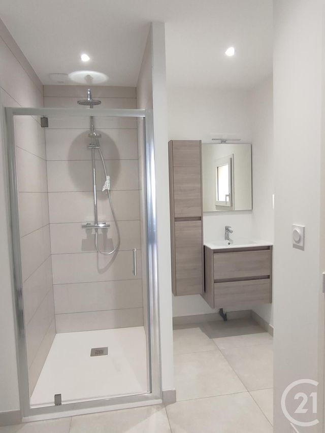 Maison &agrave; louer - 3 pi&egrave;ces - 62 m2 - Argentre Du Plessis - 35 - BRETAGNE