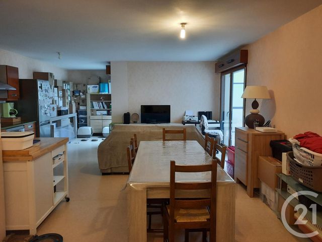 Appartement T3 &agrave; louer - 3 pi&egrave;ces - 71,44 m2 - Argentre Du Plessis - 35 - BRETAGNE
