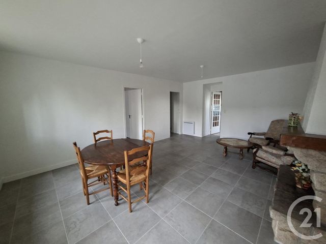 Maison à louer NOYAL SUR VILAINE