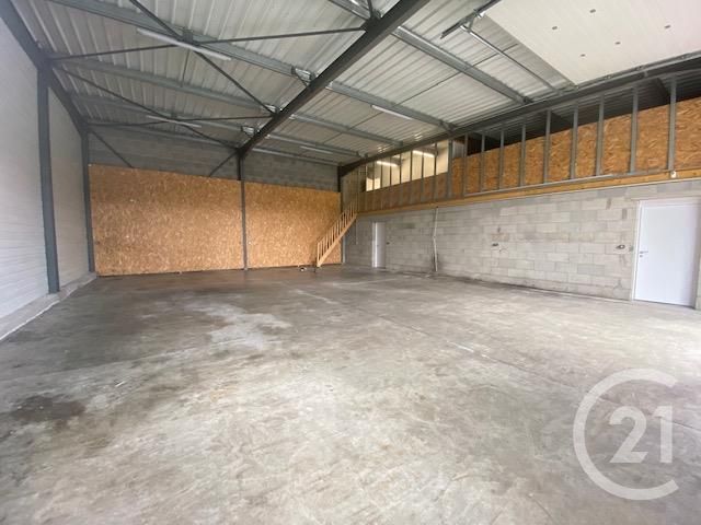 Afficher la photo en grand Appartement Local à louer - 1 pièce - 200 m2 - Vitre - 35 - BRETAGNE