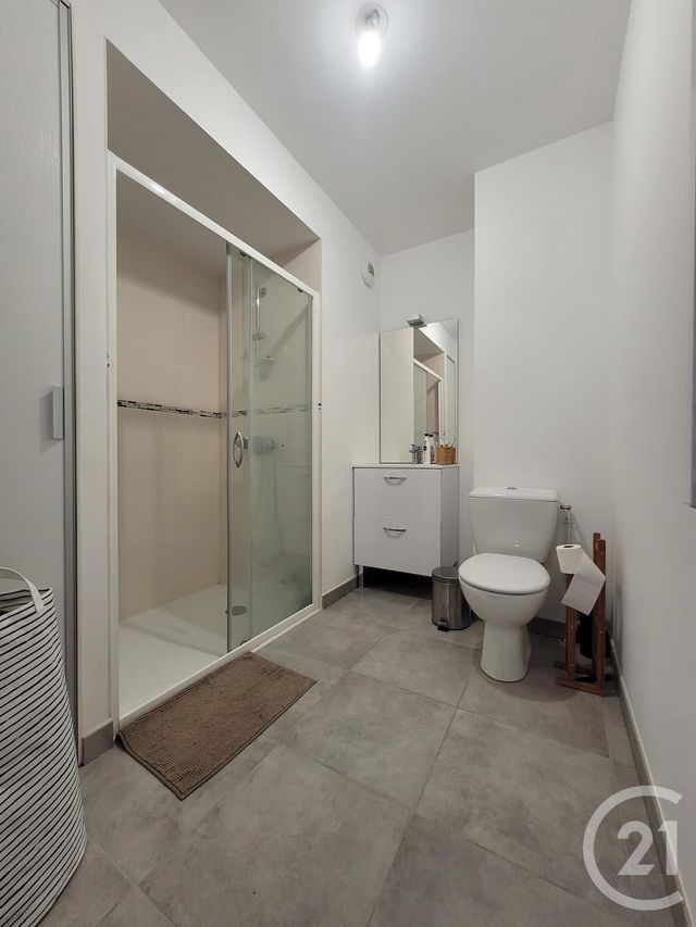 Appartement F2 &agrave; louer - 2 pi&egrave;ces - 42,69 m2 - Vitre - 35 - BRETAGNE