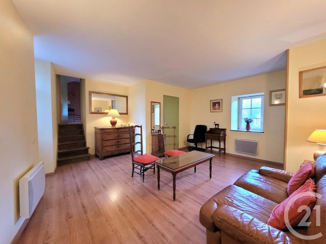 Maison &agrave; louer - 2 pi&egrave;ces - 67 m2 - Vitre - 35 - BRETAGNE