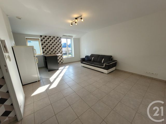 Appartement F1 &agrave; louer - 1 pi&egrave;ce - 32 m2 - Vitre - 35 - BRETAGNE