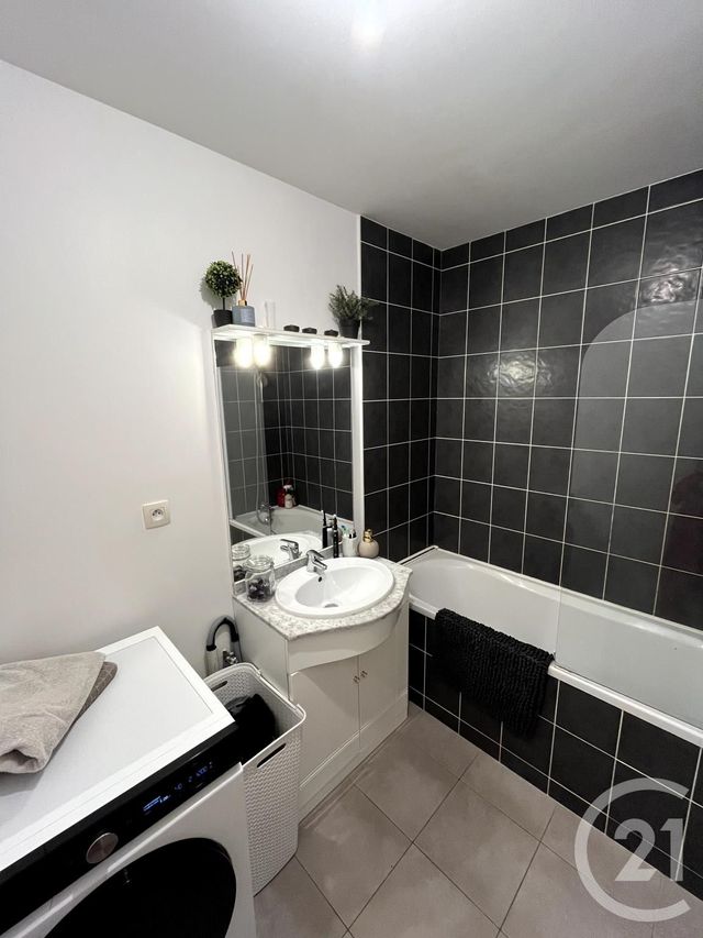 Appartement F3 &agrave; louer - 3 pi&egrave;ces - 64,05 m2 - Etrelles - 35 - BRETAGNE