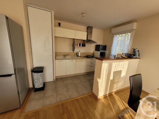 Appartement F3 &agrave; louer - 3 pi&egrave;ces - 60,90 m2 - Etrelles - 35 - BRETAGNE