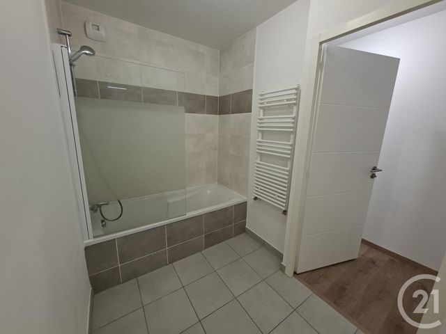 Appartement F3 &agrave; louer - 3 pi&egrave;ces - 64,80 m2 - Vitre - 35 - BRETAGNE