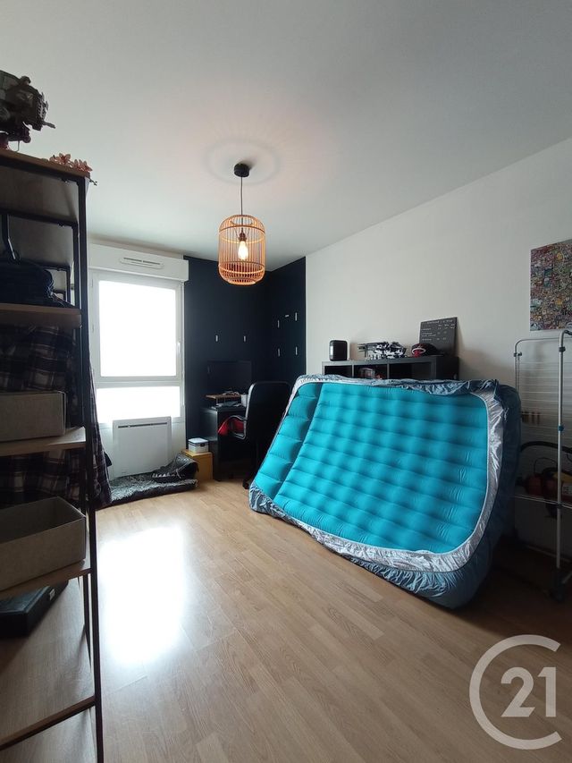 Appartement &agrave; louer - 3 pi&egrave;ces - 61,95 m2 - Etrelles - 35 - BRETAGNE