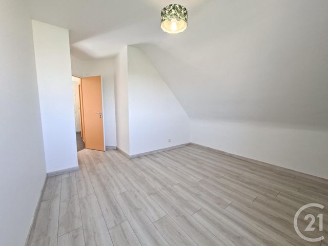 Maison &agrave; louer - 4 pi&egrave;ces - 121,50 m2 - Erbree - 35 - BRETAGNE