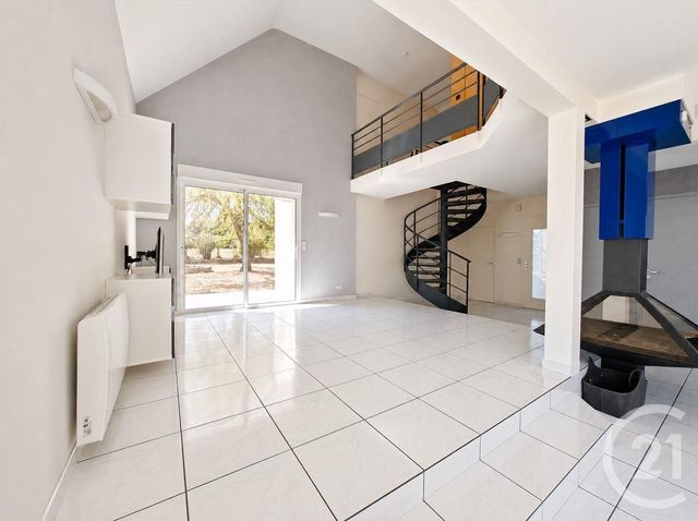 Maison &agrave; louer - 4 pi&egrave;ces - 121,50 m2 - Erbree - 35 - BRETAGNE
