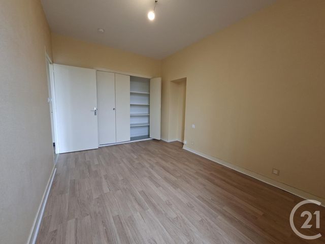 Appartement &agrave; louer - 2 pi&egrave;ces - 38,50 m2 - Vitre - 35 - BRETAGNE