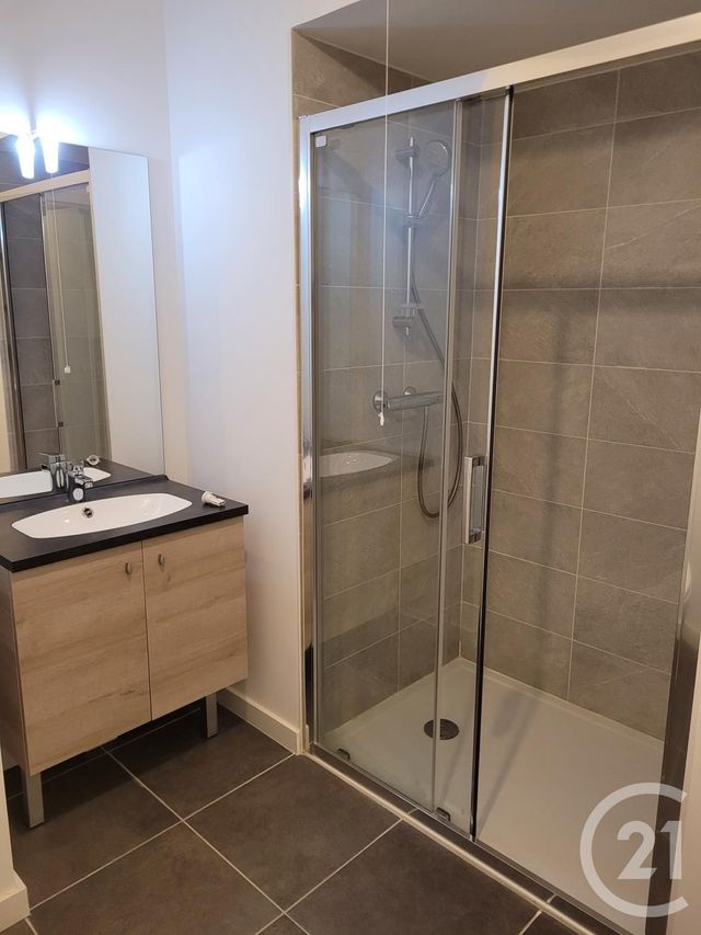 Appartement F2 &agrave; louer - 2 pi&egrave;ces - 42,98 m2 - Vitre - 35 - BRETAGNE