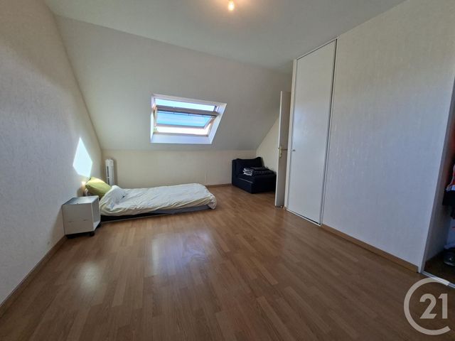 Appartement &agrave; louer - 3 pi&egrave;ces - 61,60 m2 - Etrelles - 35 - BRETAGNE