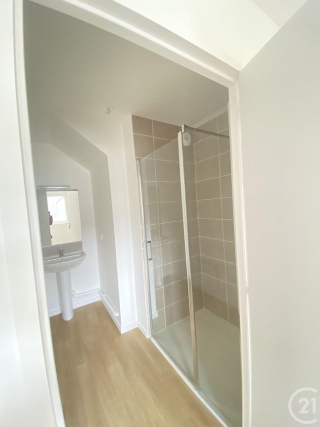 Appartement T4 à vendre - 3 pièces - 87,37 m2 - La Bouexiere - 35 - BRETAGNE