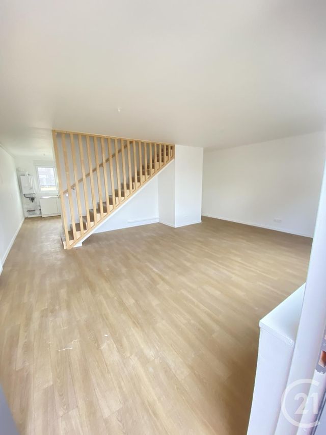 Appartement T5 à vendre - 5 pièces - 100,35 m2 - La Bouexiere - 35 - BRETAGNE